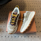 M-Sneakers