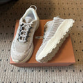 M-Sneakers