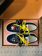 M-Sneakers