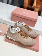 M-Sneakers