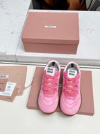 M-Sneakers
