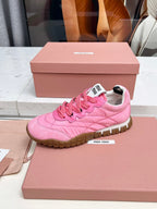 M-Sneakers