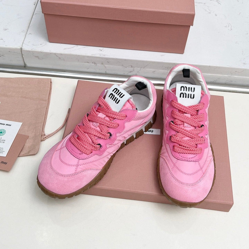 M-Sneakers