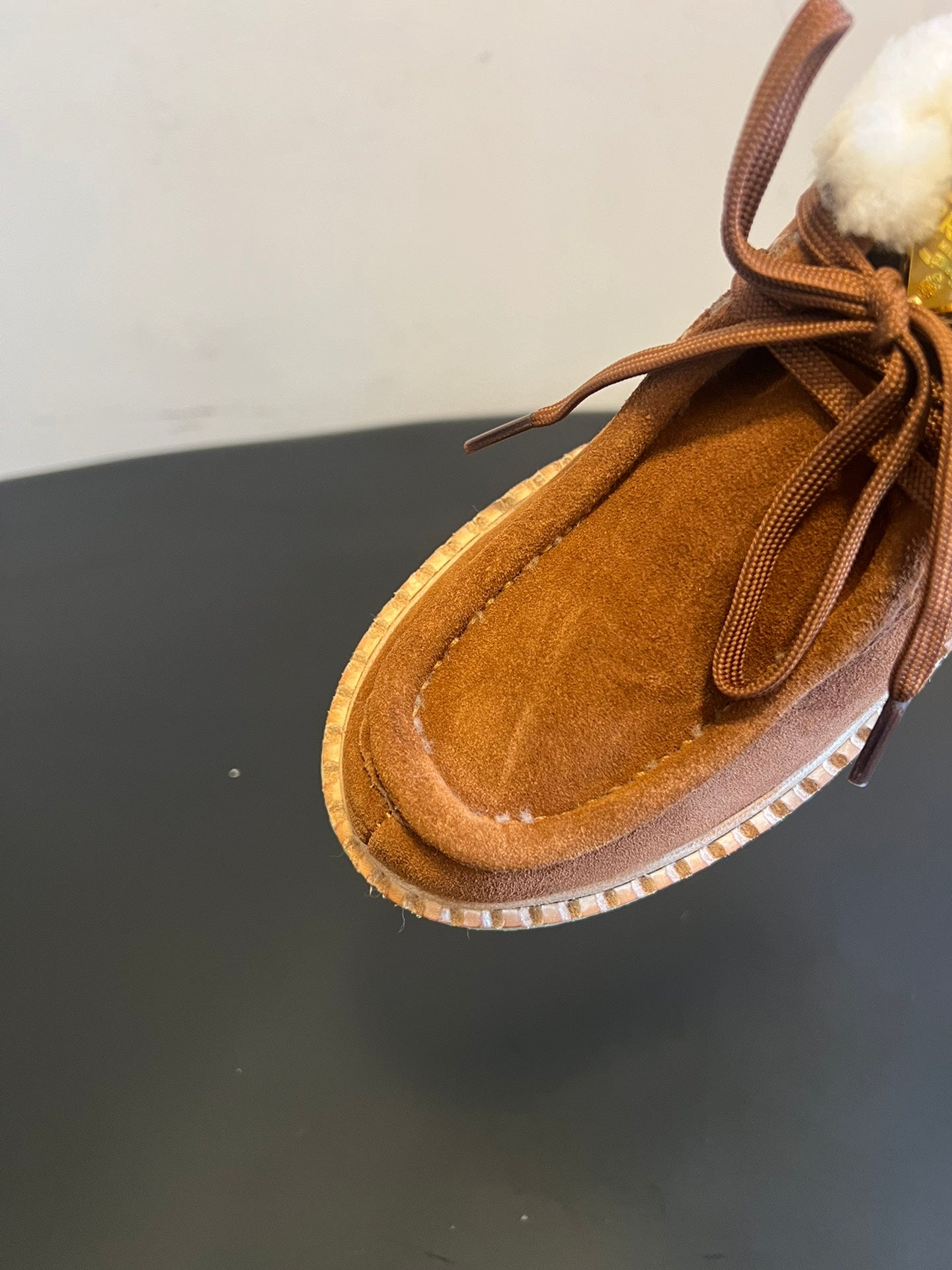 P-Sneakers