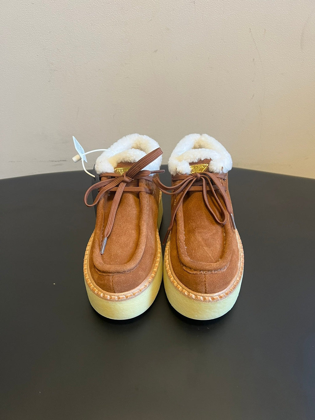P-Sneakers
