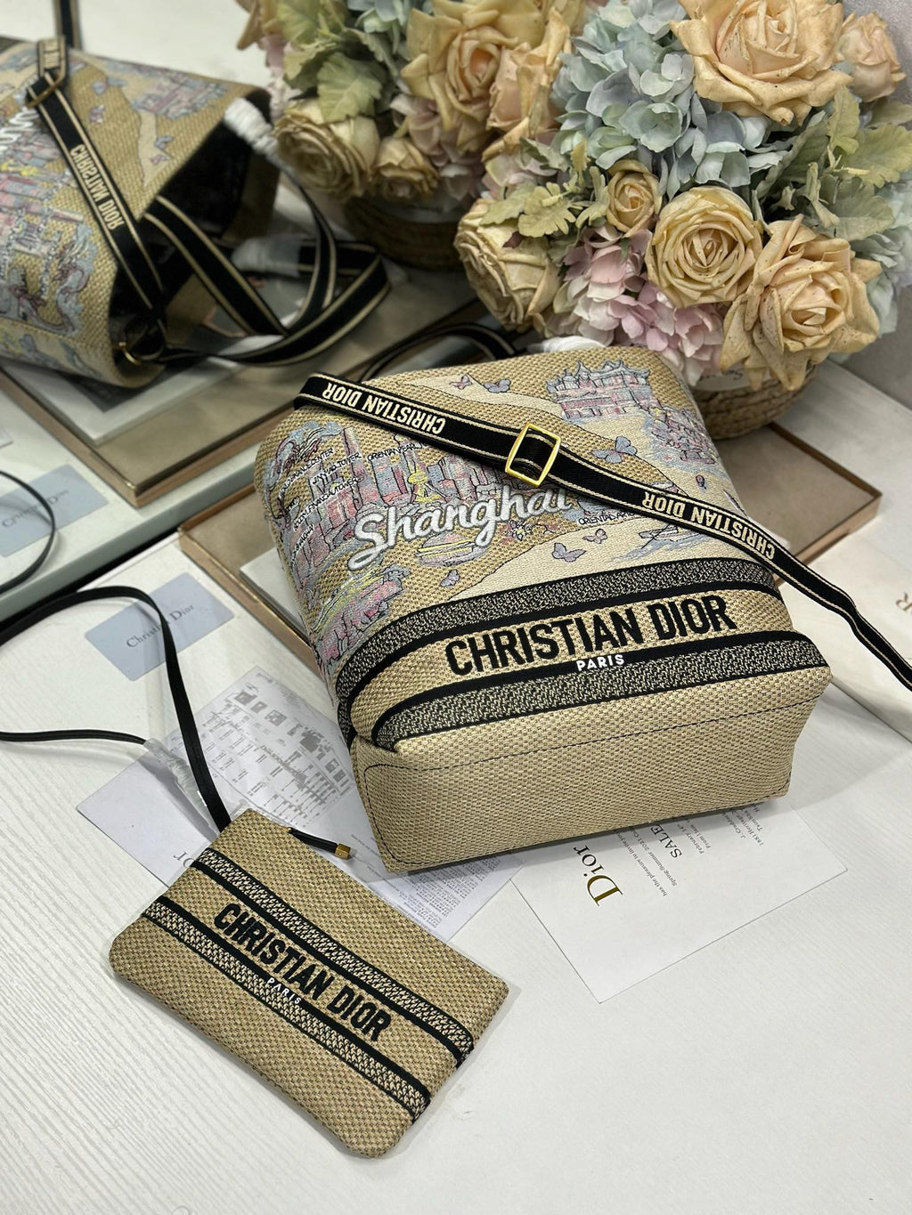 D-Book Tote
