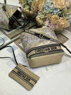 D-Book Tote