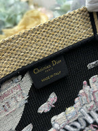 D-Book Tote