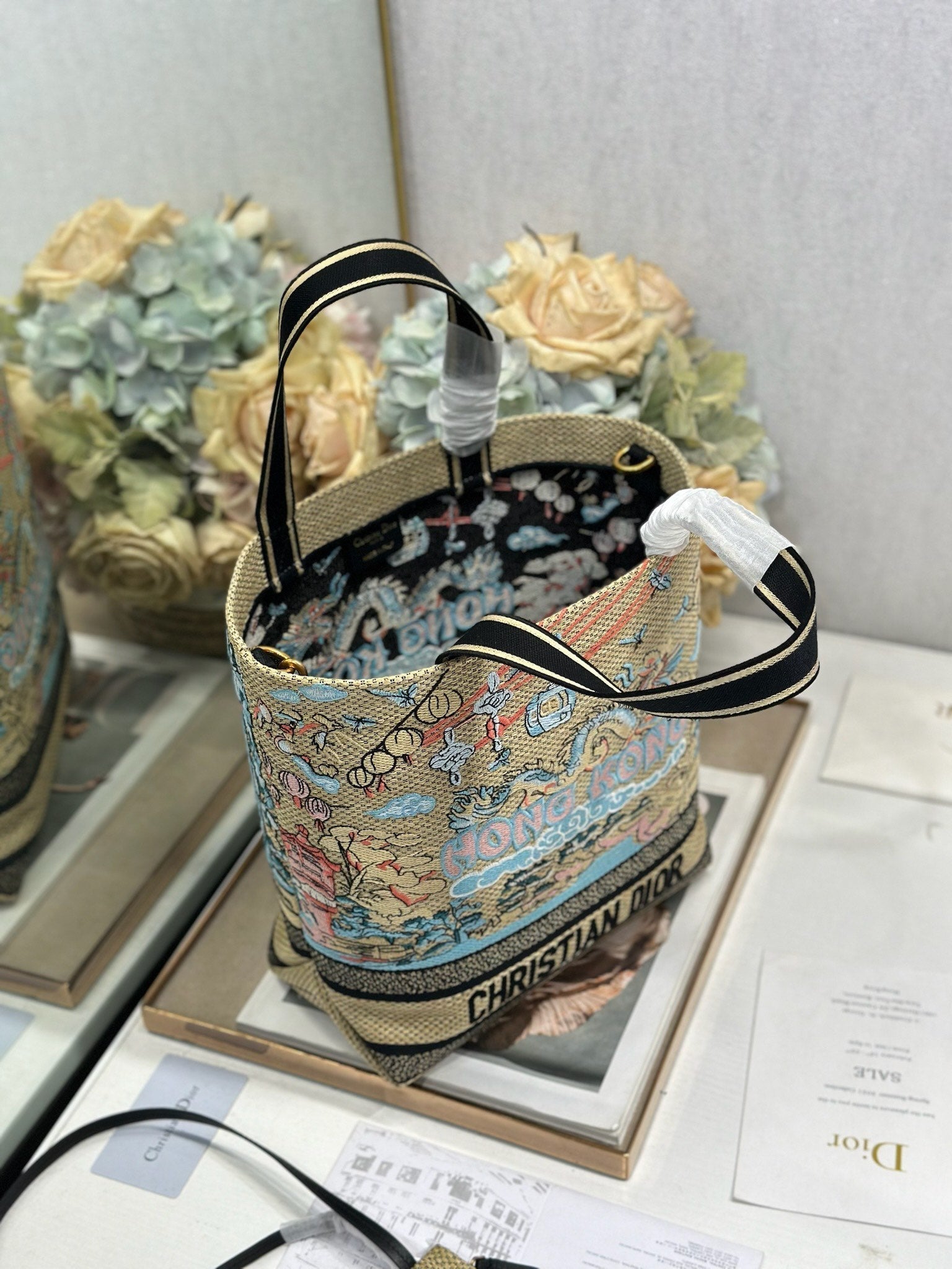 D-Book Tote