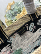 D-Book Tote