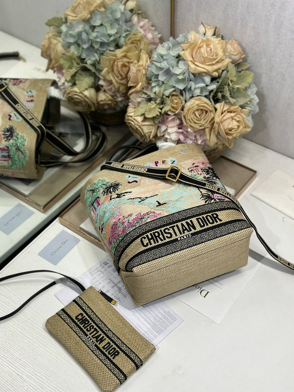 D-Book Tote