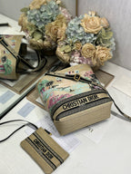 D-Book Tote