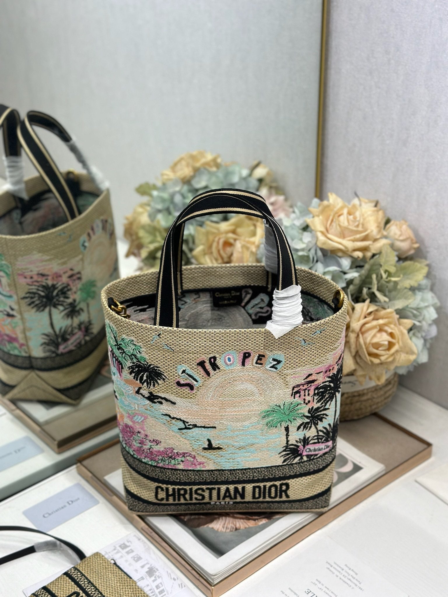 D-Book Tote