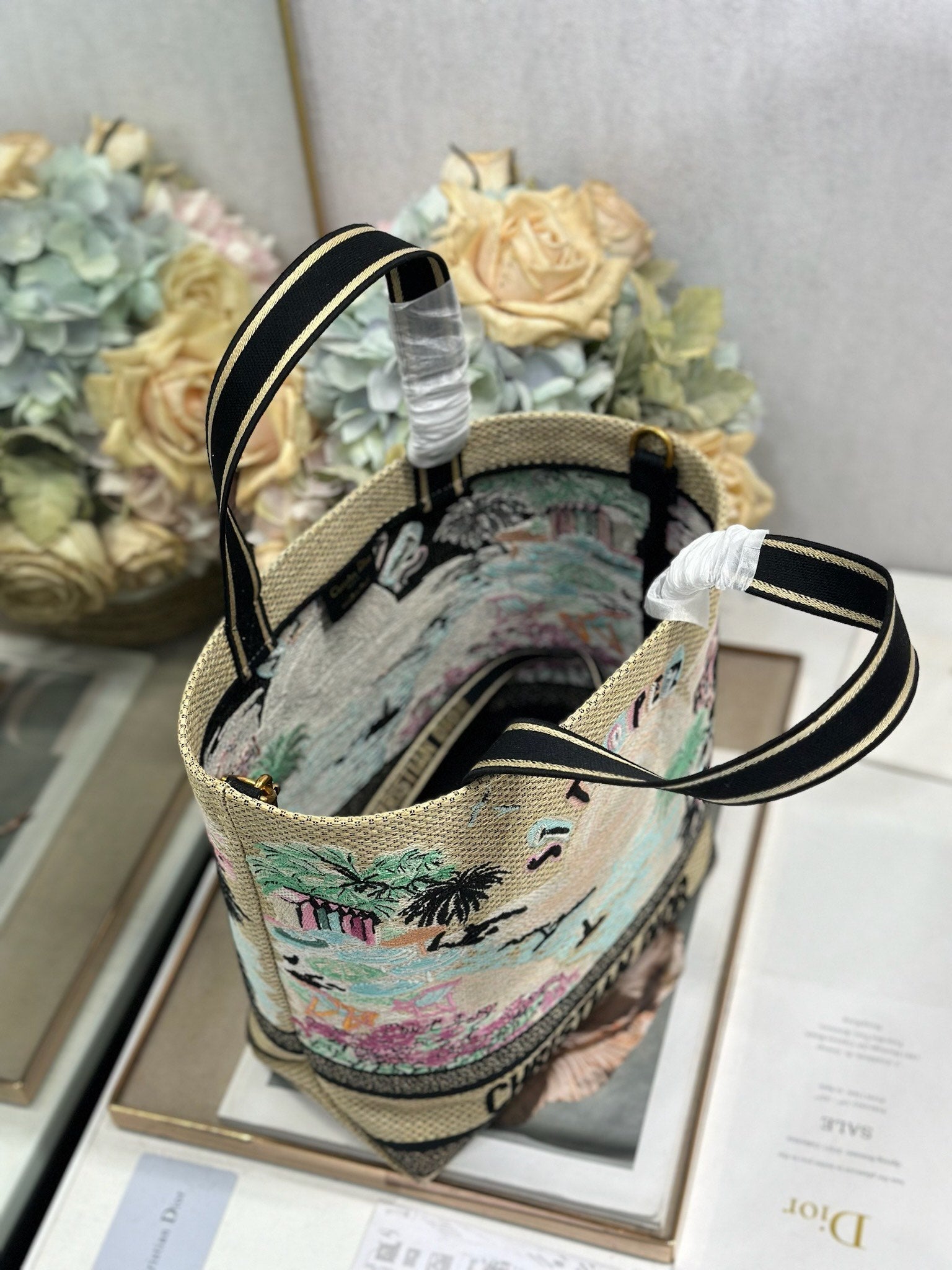 D-Book Tote