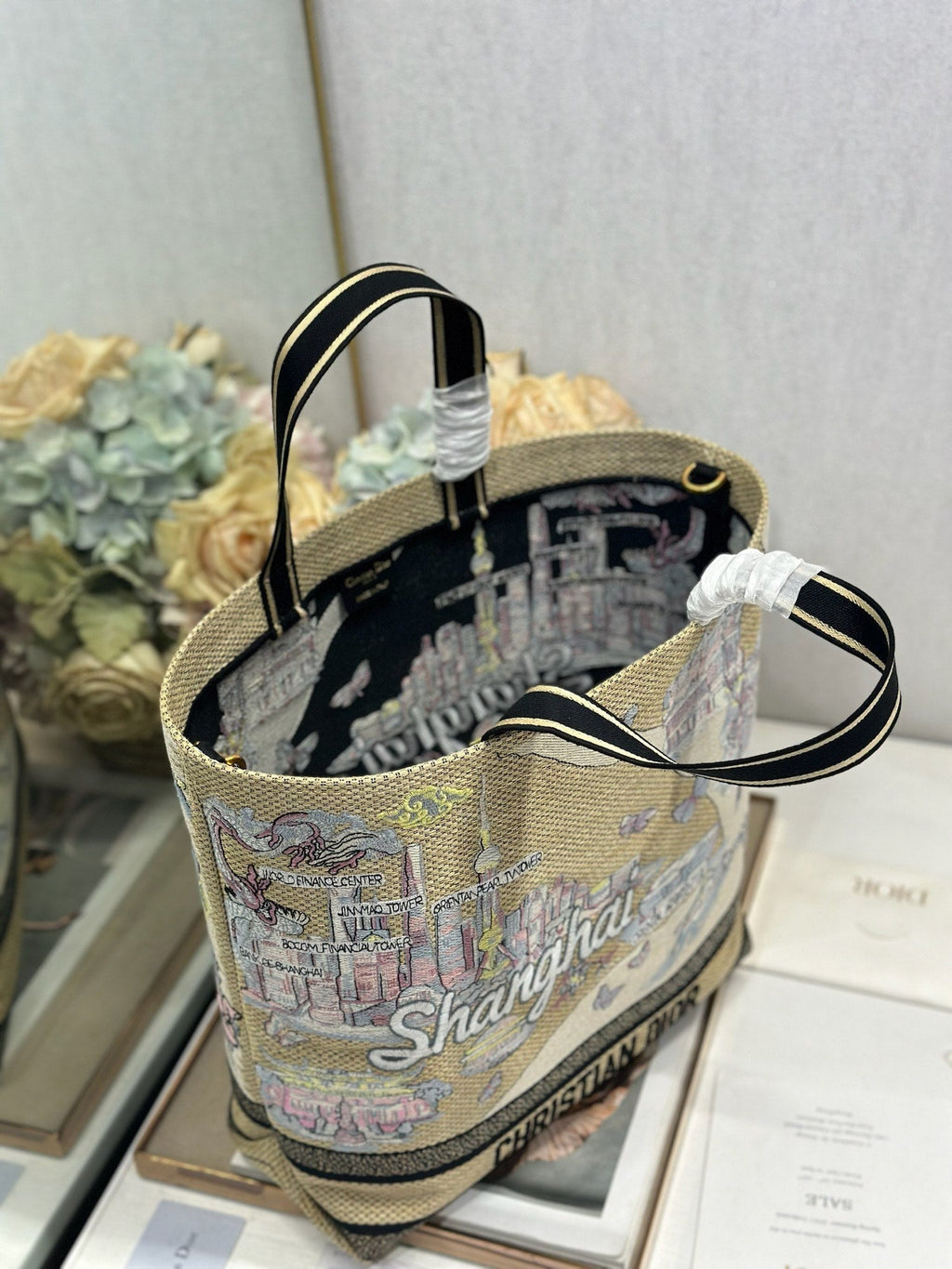 D-Book Tote