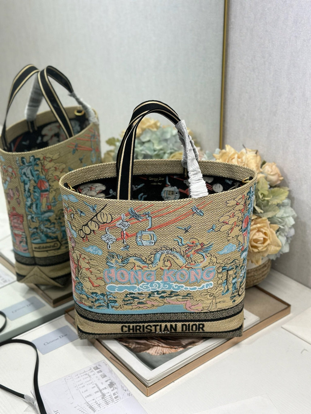 D-Book Tote