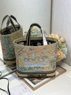 D-Book Tote