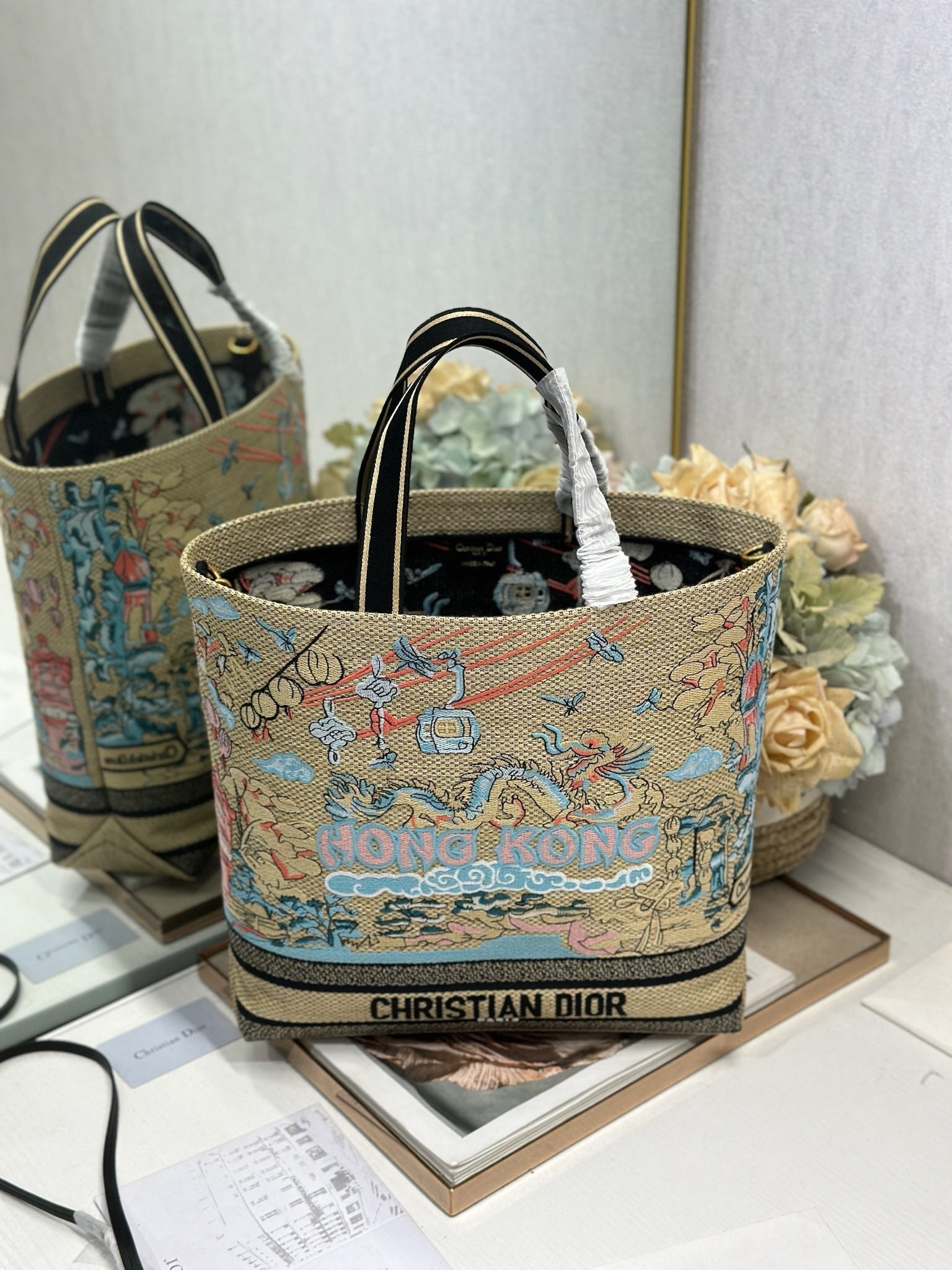 D-Book Tote