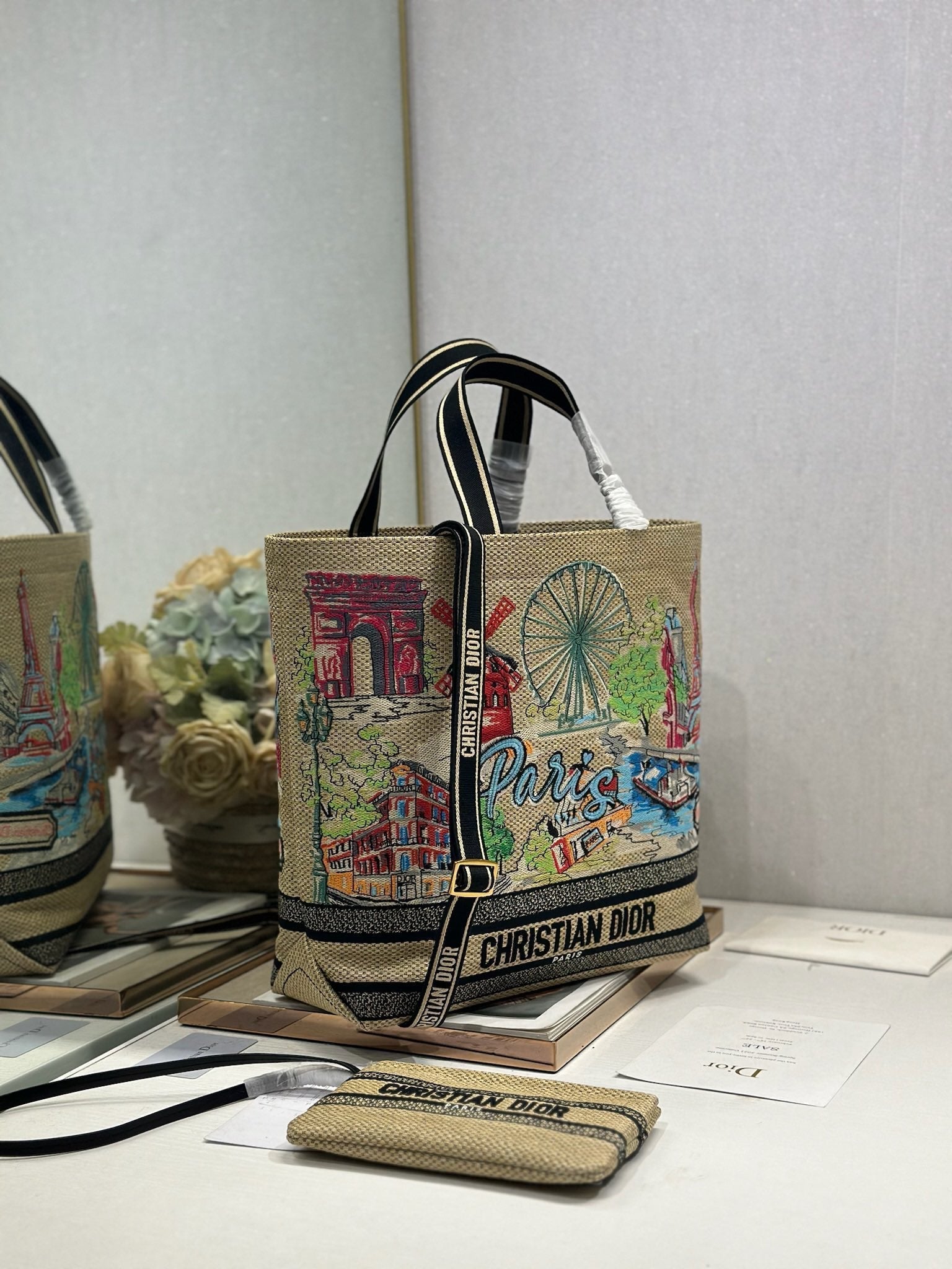D-Book Tote