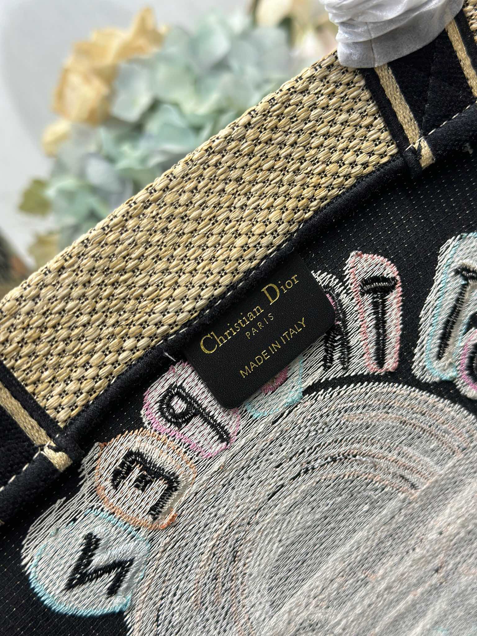 D-Book Tote