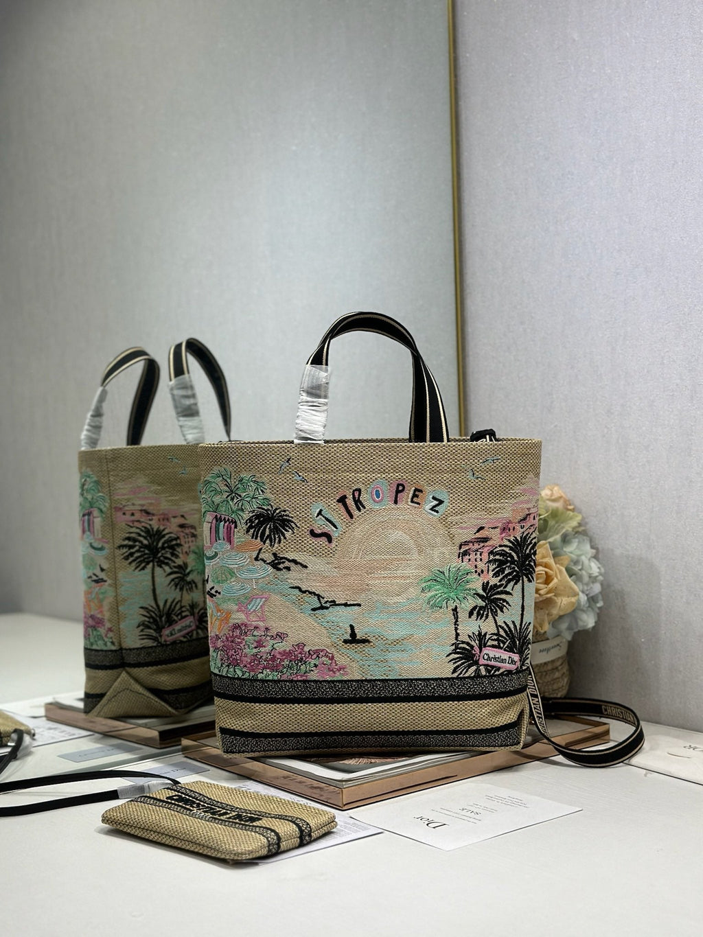 D-Book Tote