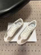 S-Sneakers
