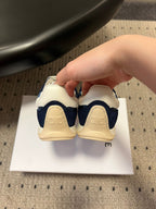 S-Sneakers