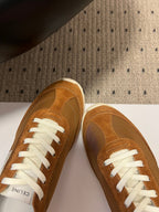 S-Sneakers