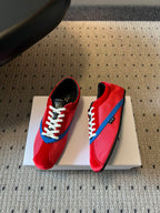 S-Sneakers