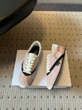 S-Sneakers