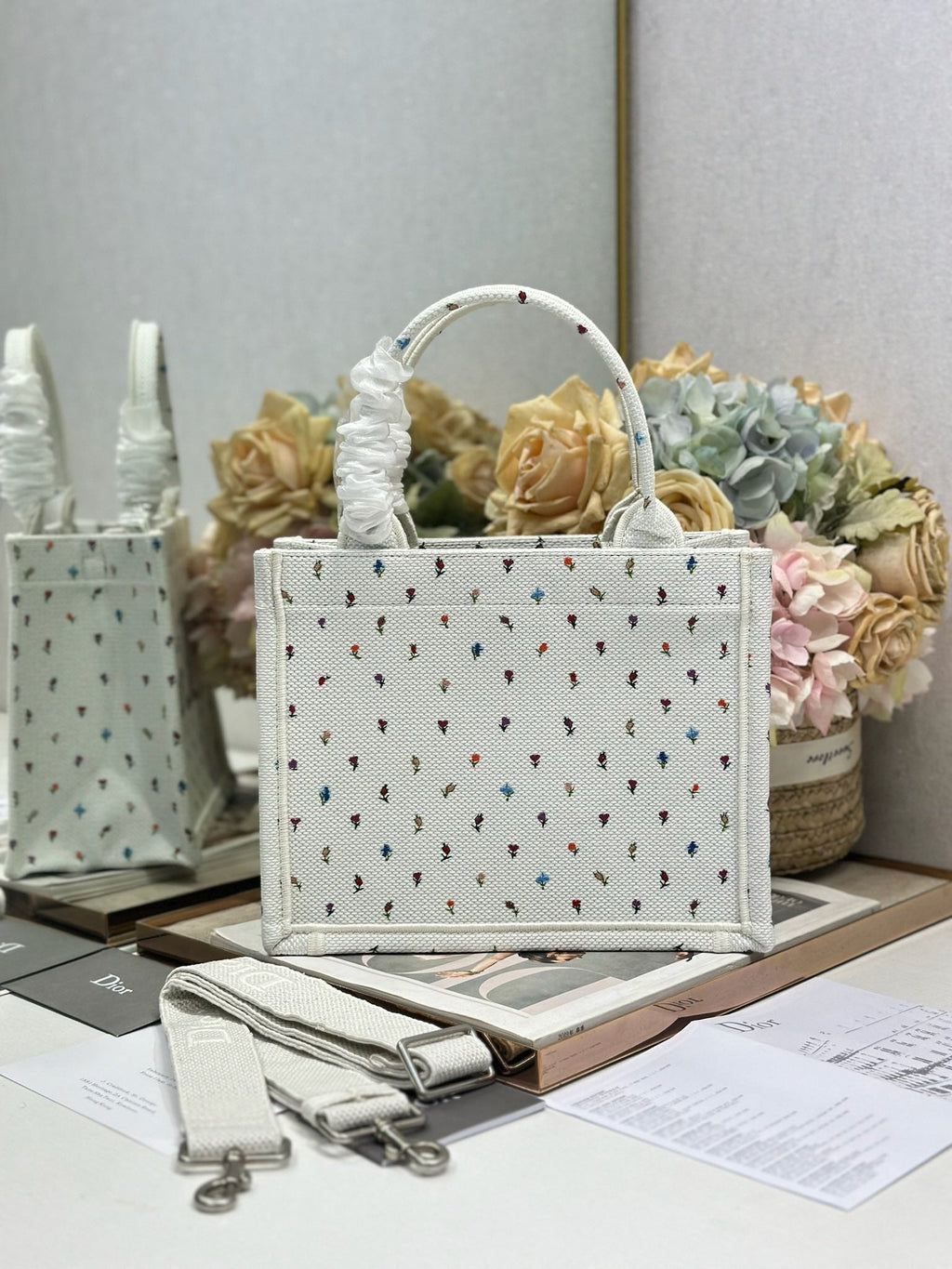D-Book Tote