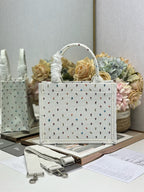 D-Book Tote
