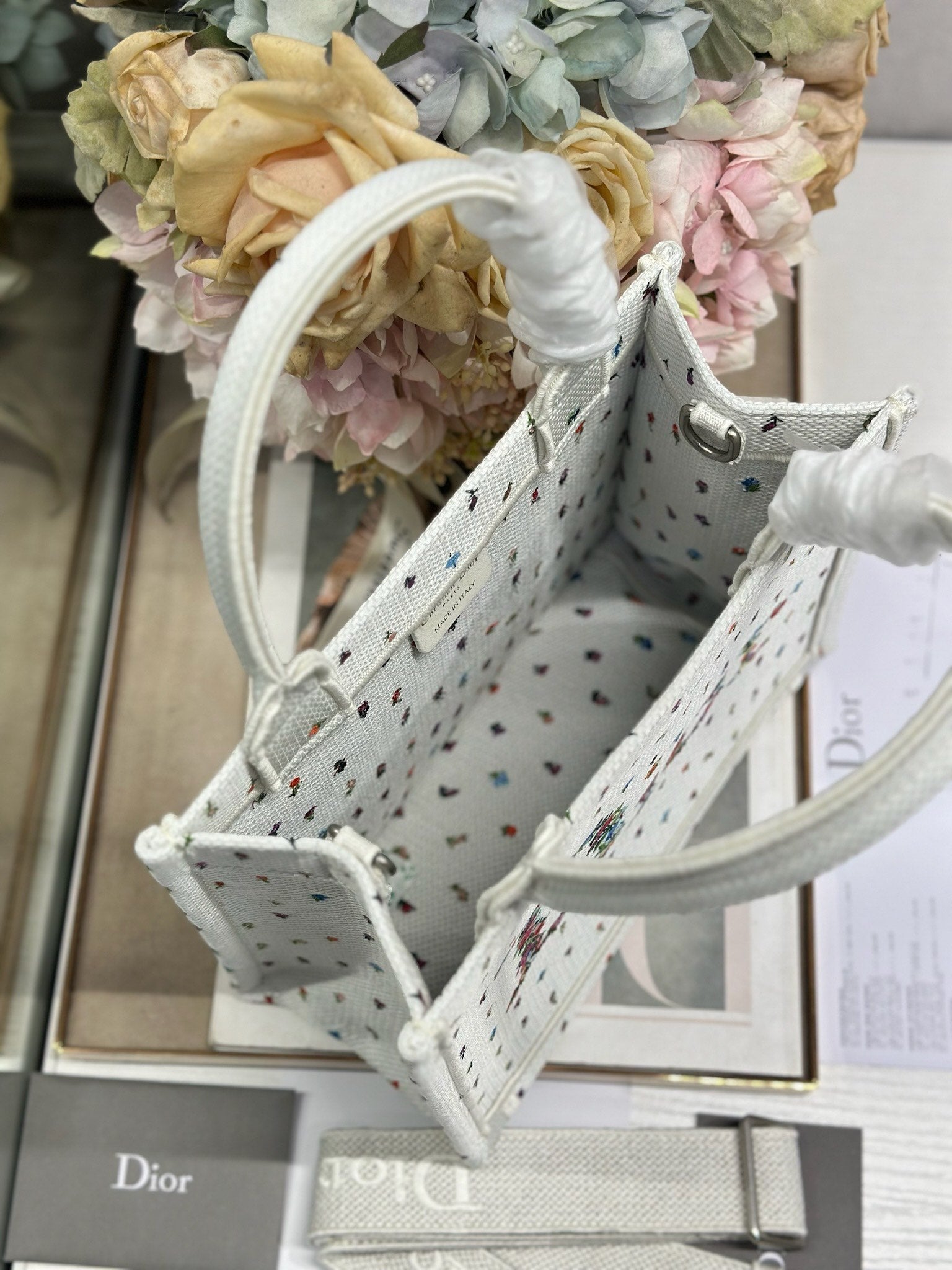 D-Book Tote