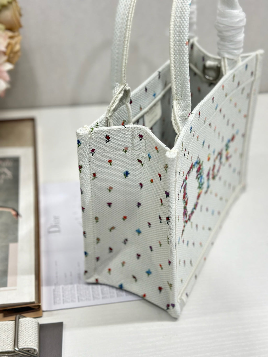 D-Book Tote