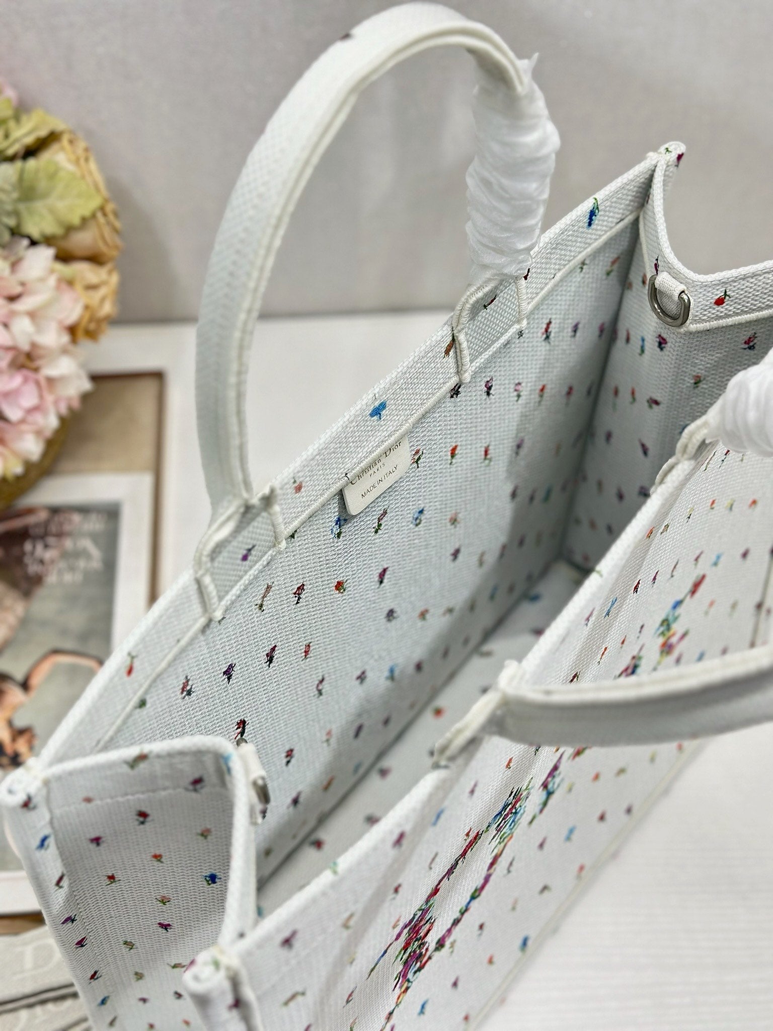 D-Book Tote