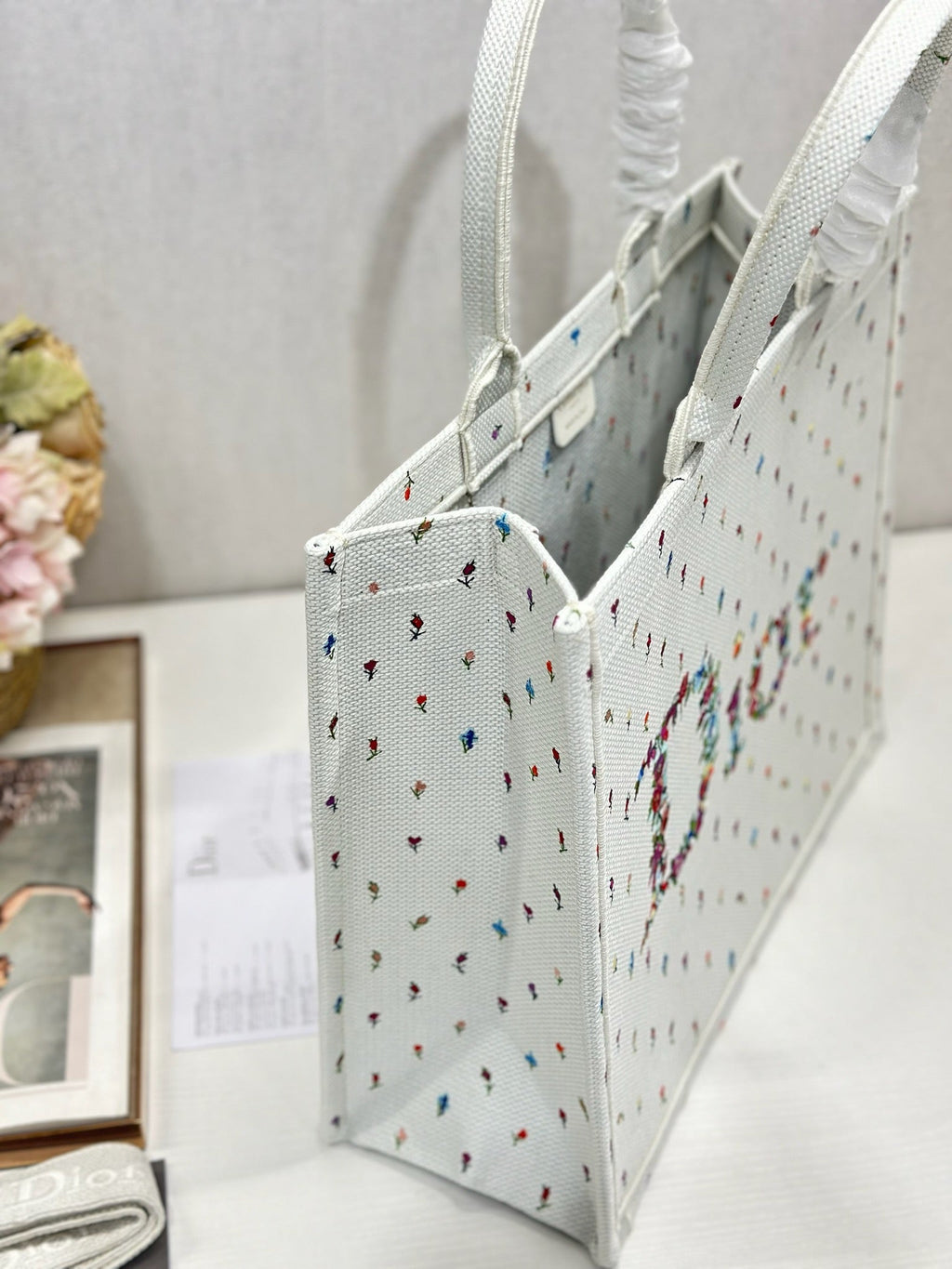 D-Book Tote