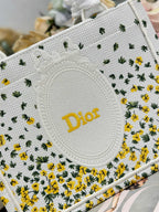 D-Book Tote