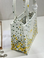 D-Book Tote