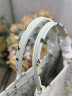 D-Book Tote