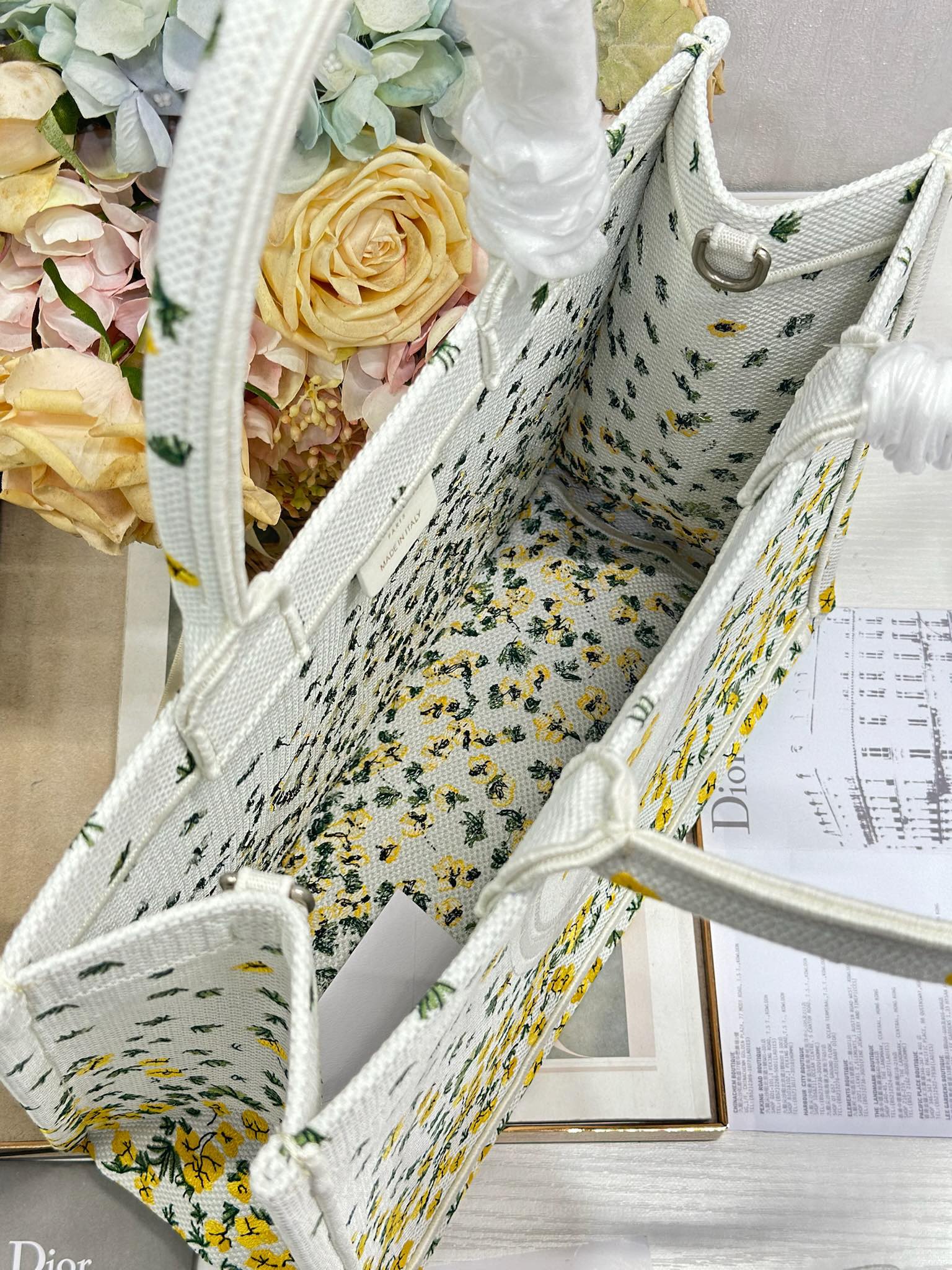 D-Book Tote