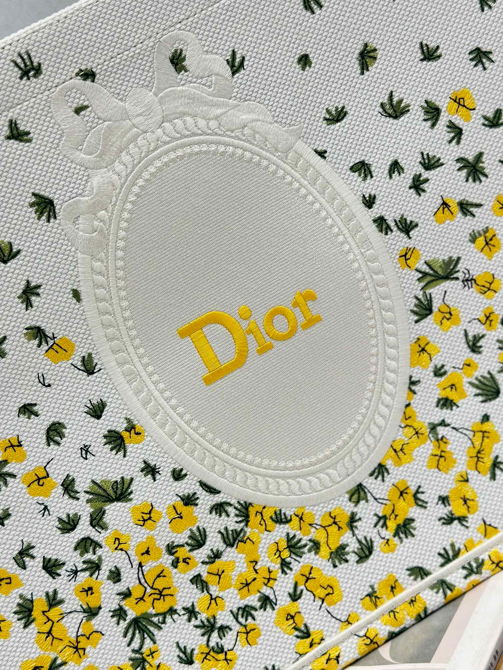D-Book Tote