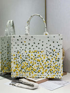 D-Book Tote
