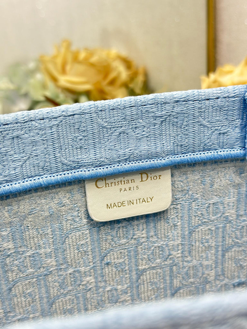 D-Book Tote