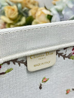 D-Book Tote