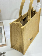 D-Book Tote