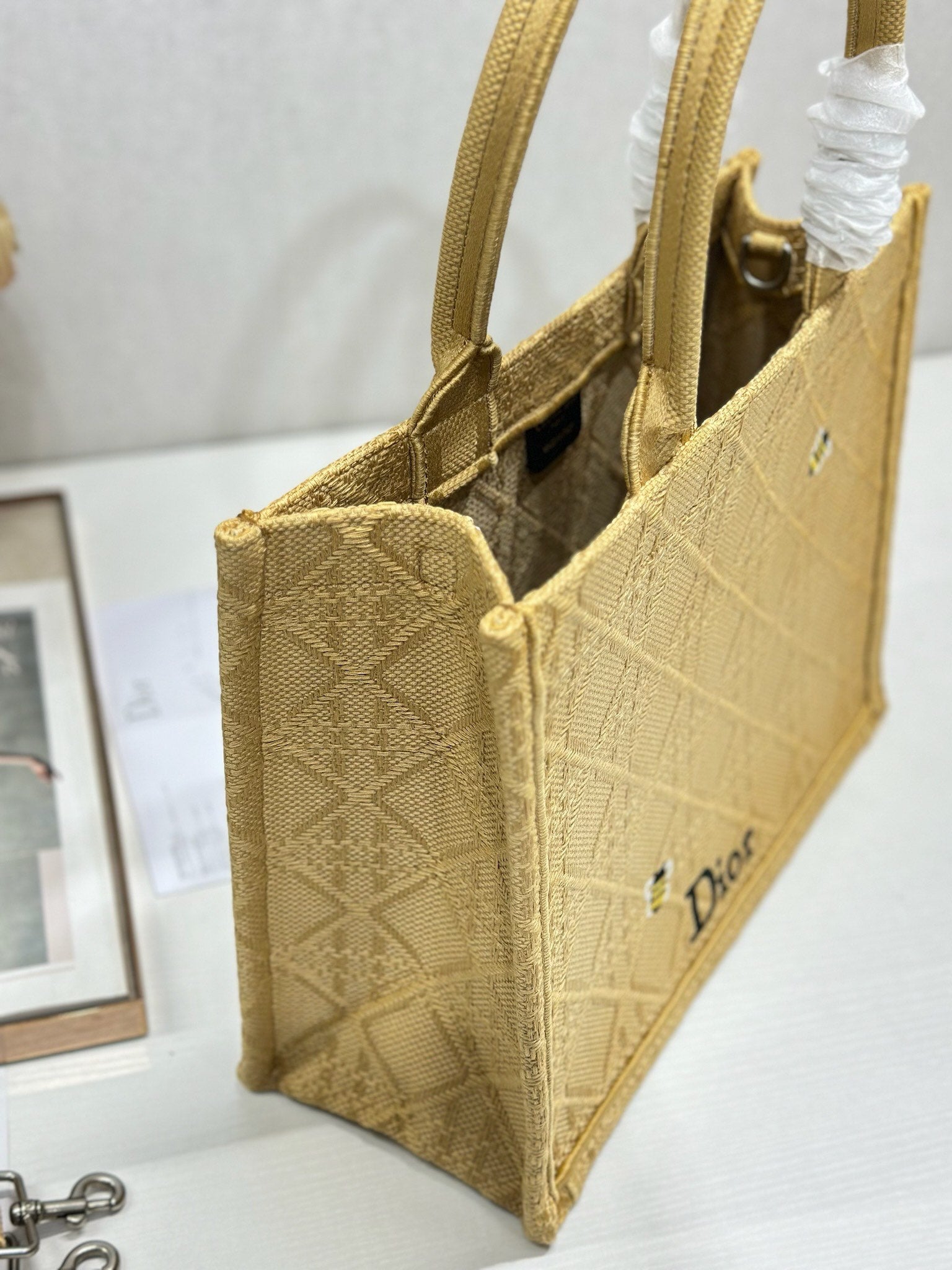 D-Book Tote