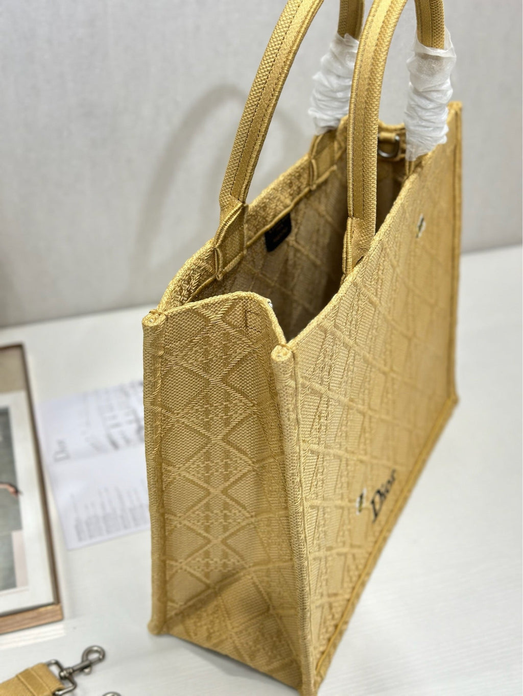 D-Book Tote
