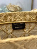 D-Book Tote