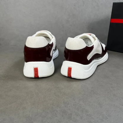P - SNEAKERS