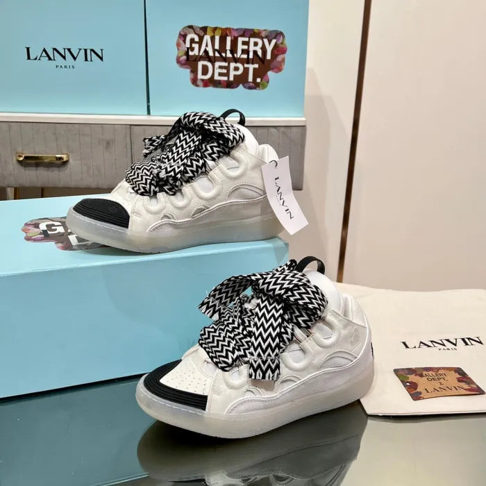 L - SNEAKERS